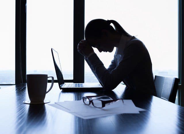 SightsIn Plus Article: What are the signs of a TOXIC CULTURE and how to deal with it?