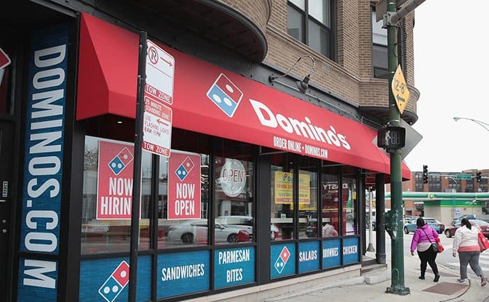 Domino’s to hire 10,000 employees