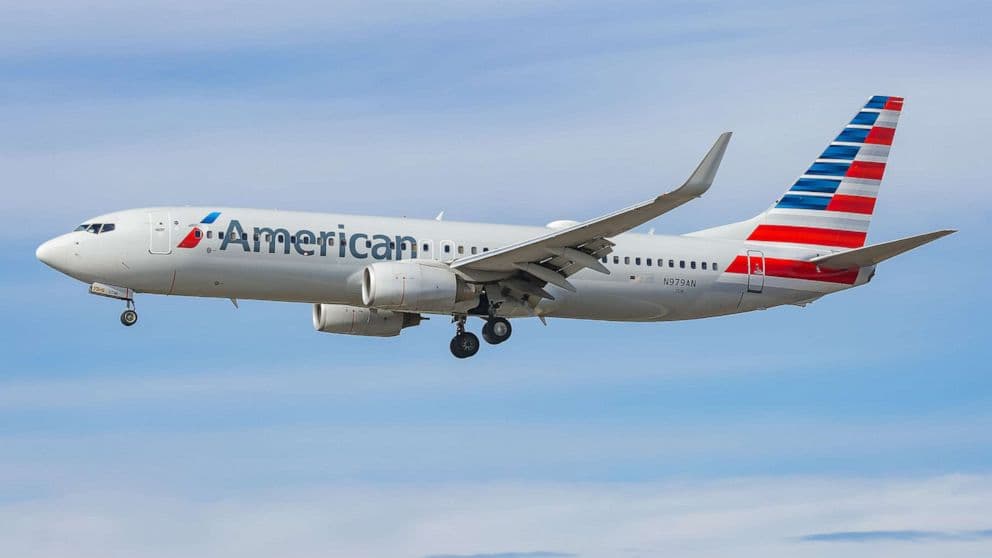 American Airlines to furlough 25,000 employees in October