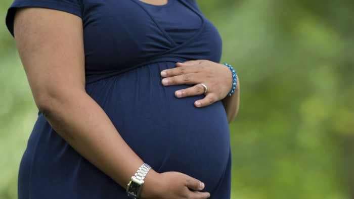 SightsIn Plus Article: DCW issues notice to SBI, seeks withdrawal of new recruitment policy for pregnant women