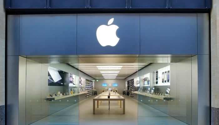 Apple Store employees earning Rs 1.0 lakh with additional benefits