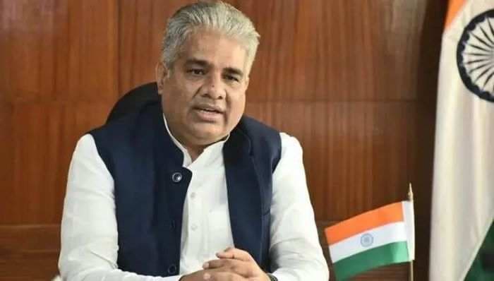 SightsIn Plus Article: Union Minister releases Handbook on Convergence of various organizations