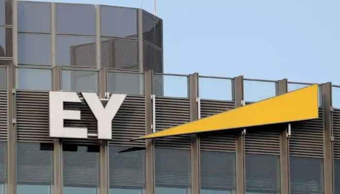SightsIn Plus Article: EY in India is on a hiring spree for various jobs, internships; Apply