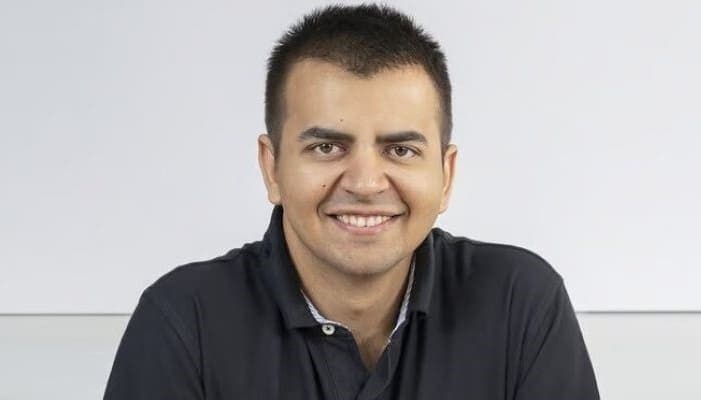 SightsIn Plus Article: Bhavish Aggarwal launches ‘Krutrim AI’ an AI chatbot like ChatGPT