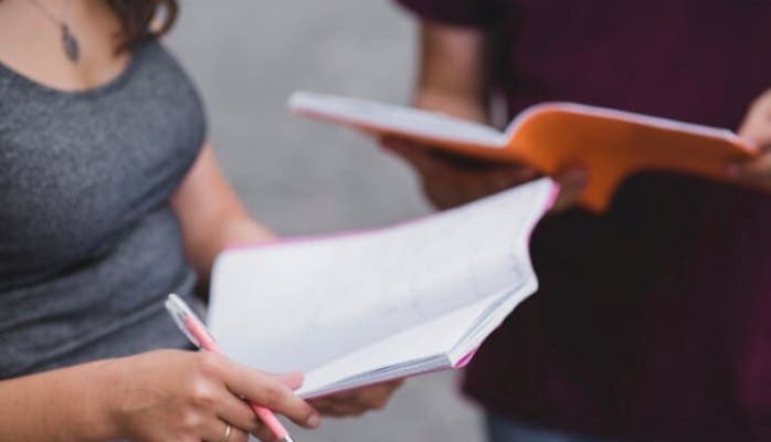 HR Insights: IIT Bombay clarifies that only . of its students are seeking jobs - SightsIn Plus