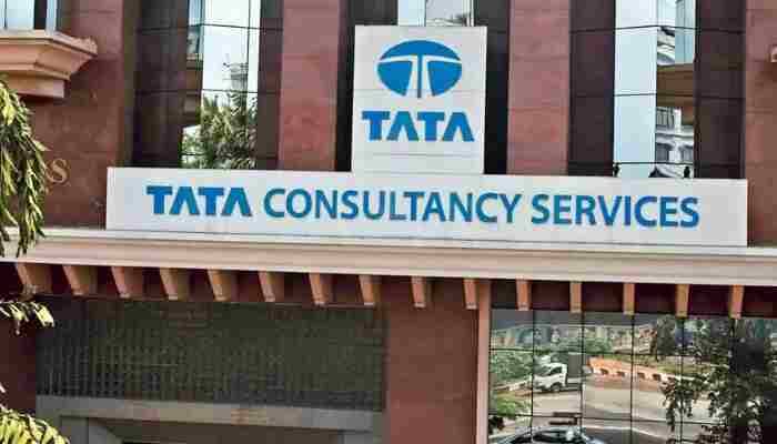 Latest news: TCS Cuts Variable Pay for Senior Staff Amid Economic Challenges - SightsIn Plus