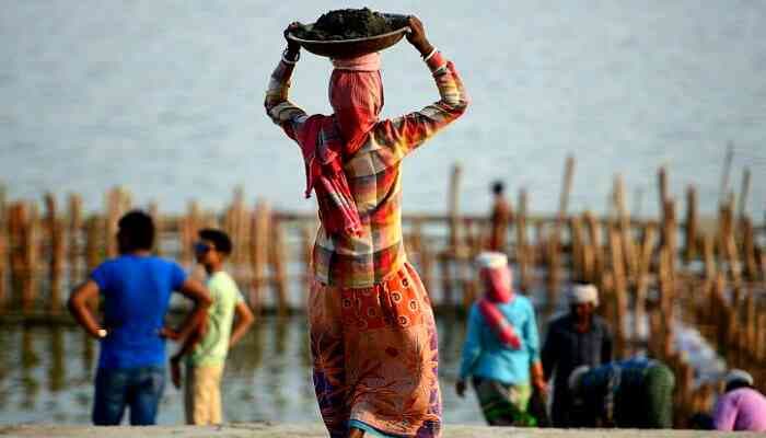Latest news: Roundtable on Expanding Welfare for Women in Informal Workforce - SightsIn Plus