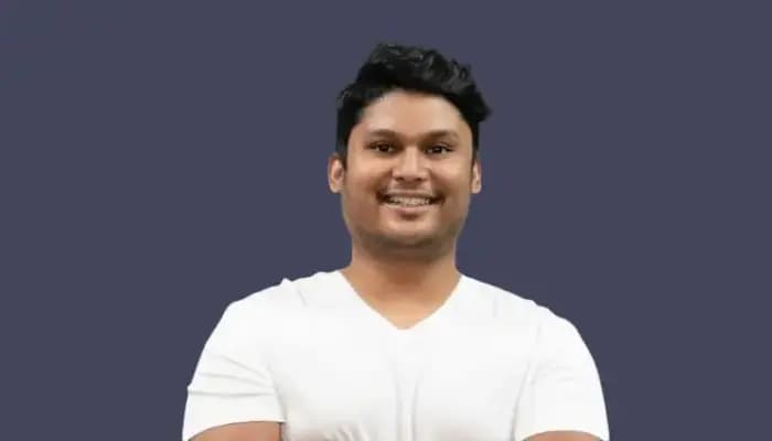 Latest news: Top Sectors Boosting UAE Blue-Collar Jobs for Indians - SightsIn Plus