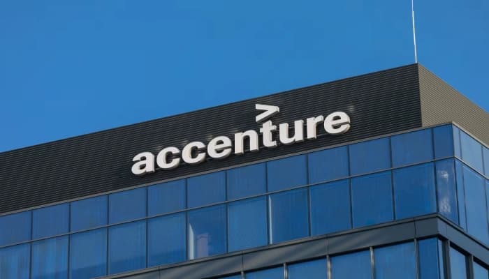 SightsIn Plus Article: Accenture Faces Revenue Challenges Amid Federal Spending Cuts