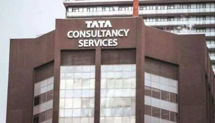 HR Insights: TCS is on Hiring Spree , Freshers in FY, Walk-in Drives - SightsIn Plus