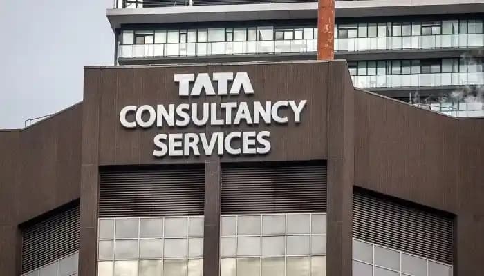 SightsIn Plus Article: TCS Onboarding Delay Leaves 600 Tech Professionals in Limbo