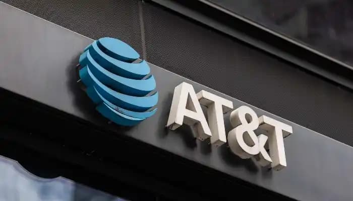 ATT CEO Issues Firm Return-to-Office Mandate