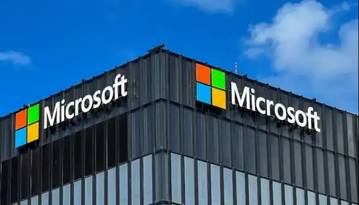SightsIn Plus Article: Crowdsourced Spreadsheet Reveals Microsoft Salaries