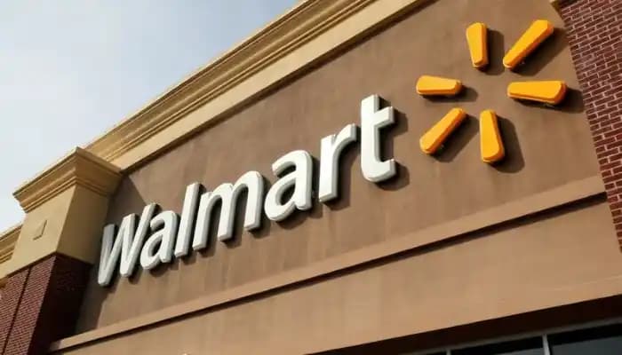 SightsIn Plus Article: Walmart HR Chief Warns: Negativity Is a Career Red Flag