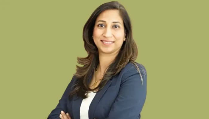 HR Insights: Breaking Career Plateaus How HR can be the catalyst for renewal - SightsIn Plus