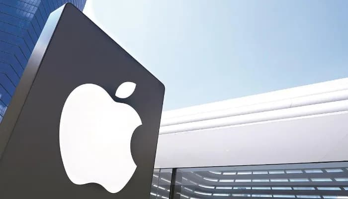Apple is Dropping ESG Links from Executive Compensation