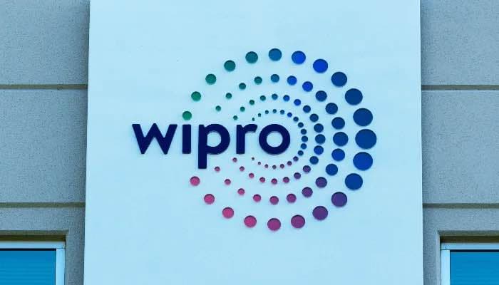 SightsIn Plus Article: Wipro Moves to Clear Hiring Backlog with New Full-Time Offers