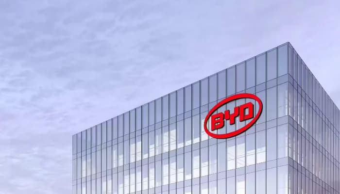 BYD is Cutting 10% of Its Staff to Fund Next-Gen Battery Tech