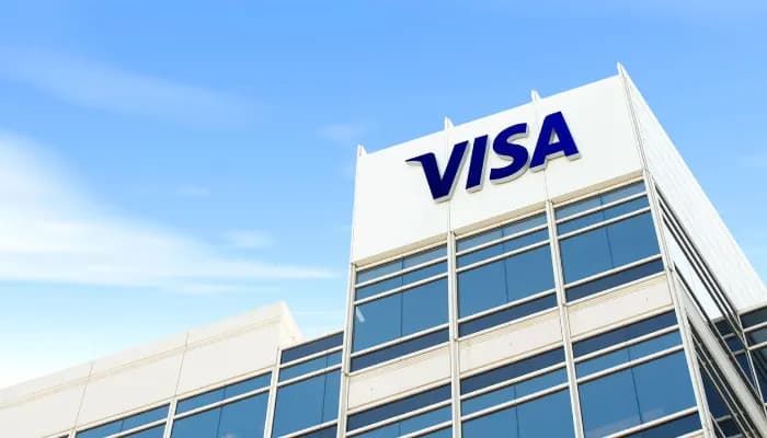 Visa Launches Performance Rewards for AI-Driven Productivity